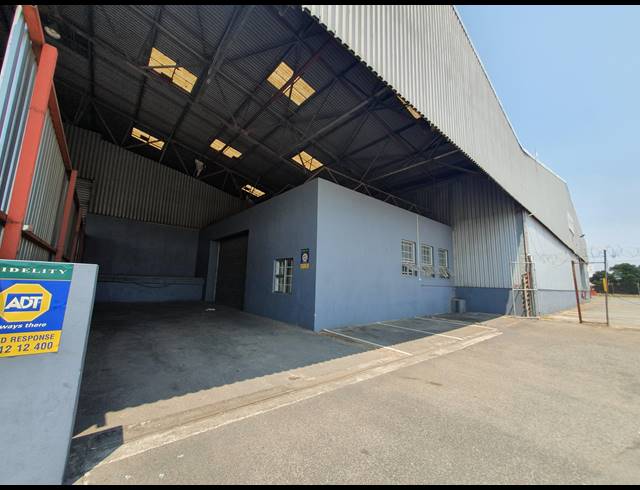 7,396M² WAREHOUSE TO LET IN ISANDO